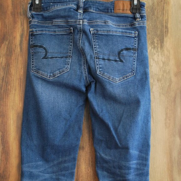 American Eagle Next Level Stretch X Jegging Crop Jeans 2 - Picture 4 of 5